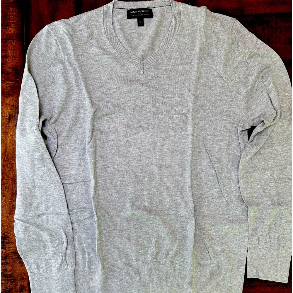 Banana Republic v neck sweater